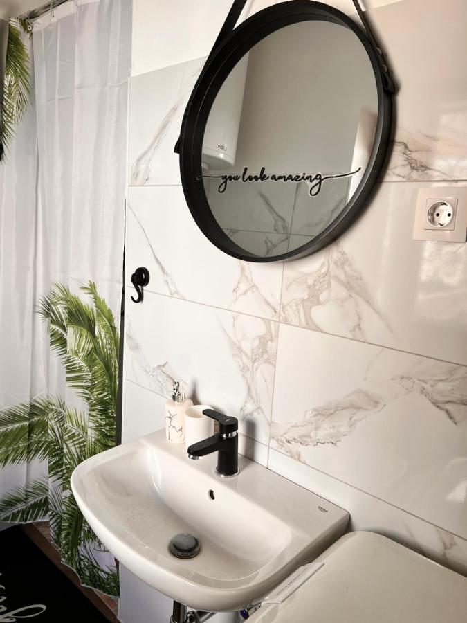 Perfekte Lage! Ganze Wohnung Burgblick Residenz Занкт-Файт-ан-дер-Ґлан Екстер'єр фото